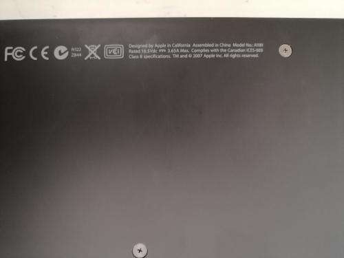 *DONT MISS THIS DEAL*LIQUIDATION ITEM**APPLE MACBOOK A1181 LAPTOP WITH CHARGER POWERS ON NEEDS RESET
