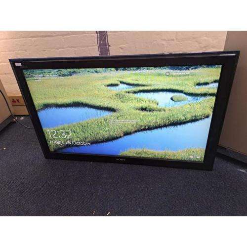 **HOTEL LIQUIDATION*ONLY ONE**SONY BRAVIA 40 INCH LCD FLAT SCREEN TV, MANY PORTS*WORKING WITH REMOTE