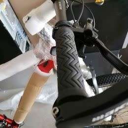 *LIMITED OFFER**BRAND NEW MAKERALEY 29 INCH MOUNTAIN BIKE(AWESOME COLOUR)**R6000 IN STORE**