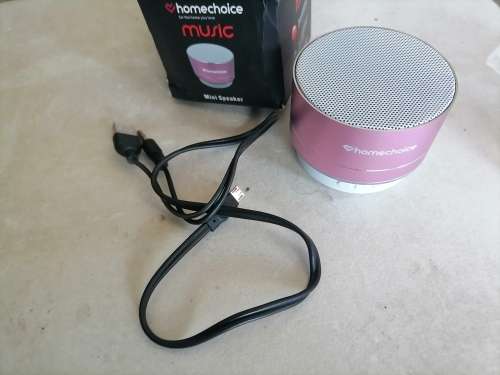***LIMITED OFFER**COMBO DEAL**BRAND NEW HOMECHOISE BT BUDS PLUS BT SPEAKER*ONE BID FOR BOTH**
