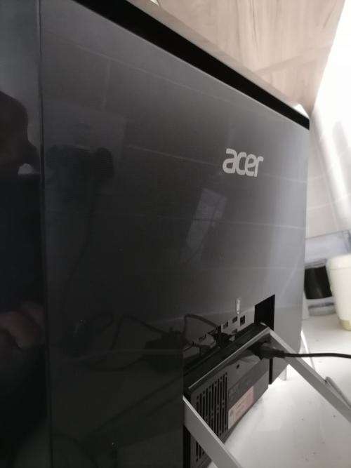 **BLACK FRIDAY*FREE GIFT*AWESOME MACHINE I5 ACER ASPIRE Z5801 ALL-IN-1 24`TOUCH SCREEN,6GB,128 SSD**