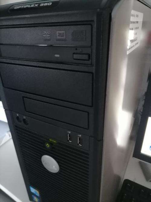 **BLACK FRIDAY*FREE GIFT*FULL DELL PC SETUP*DELL PC BOX,SCREEN, KEYBOARD AND MOUSE*1 BID FOR ALL**