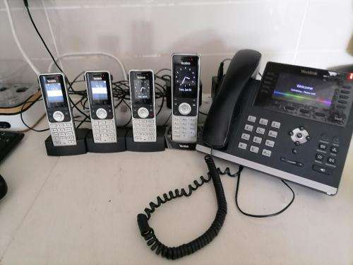 *COMPANY LIQUIDATION*SET OF YEALINK IP CORDLESS PHONES+YEALINK CONFERENCE PHONE*OVER R7000 VALUE**