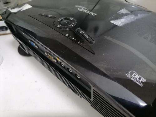 *COMPANY LIQUIDATION ITEMS*OPTOMA E615 CONFERENCE PROJECTOR*POWERS ON MAKES NOISE*AS IS**