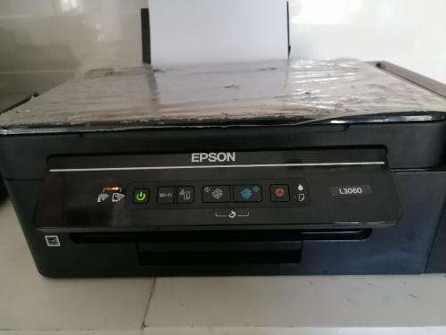 **EPSON ECOTANK L3060 3 IN 1 WIFI PRINTER WITH FULL TANKS*NOT PRINTING CLEAR*R3600 NEW PRICE**