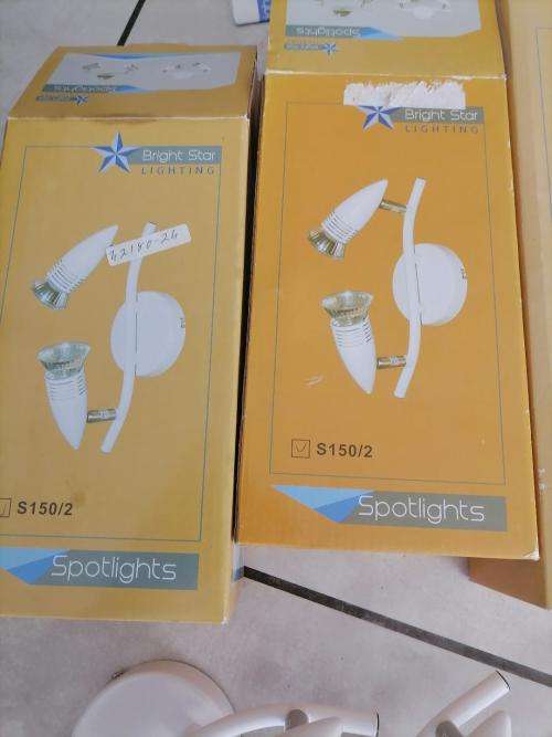 **LIGHT SHOP LIQUIDATION**LOT OF 4 X NEW BRIGHT STAR SPOTLIGHT SYSTEMS*2X WHITE,2X BRONZ IN BOX**