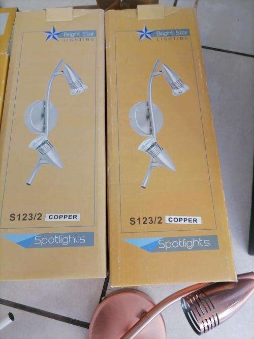**LIGHT SHOP LIQUIDATION**LOT OF 4 X NEW BRIGHT STAR SPOTLIGHT SYSTEMS*2X WHITE,2X BRONZ IN BOX**