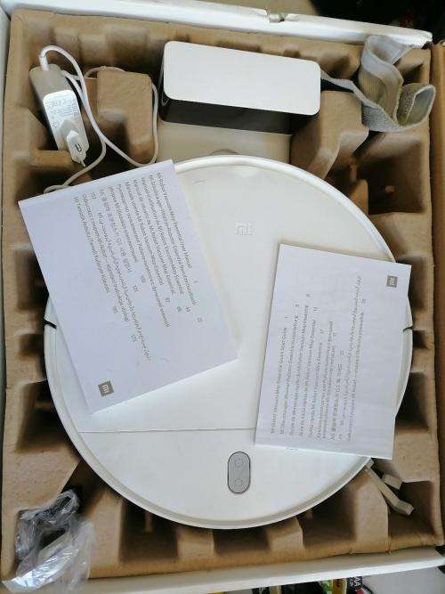 *BARGAIN BUYS**DEMO XIOMI MI ROBOT WIFI VACUUM/MOP IN BOX WITH DOC STATION*R5000 RETAIL**