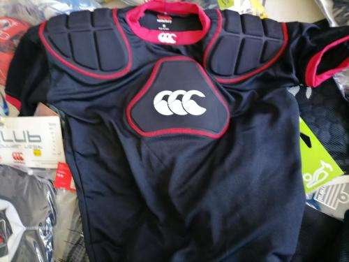 **HUGE SPORT SHOP LIQUIDATION*LOT OF BRAND NEW BODY ARMOUR,SCRUM CAPS,BALLS*OVER R5000 VALUE*