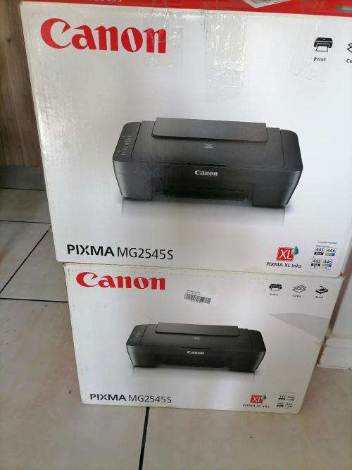 **LIQUIDATION ITEM*HP 1600 COLOR LAZERJET PRINTER WITH TONERS*PRINTS EXCELLENT QUALITY*