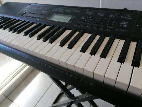 *BEST DEALS ON BOBSHOP*CASIO CTK-3200 61 KEY KEYBOARD AND STAND*IMMACULATE CONDITION*R4000 IN STORE*