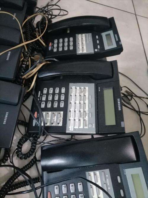 *CALL CENTRE BUSINESS PHONE COMPLETE SET UP*ERICSSON BUSINESS PHONE SYSTEM WITH 9 PHONES*