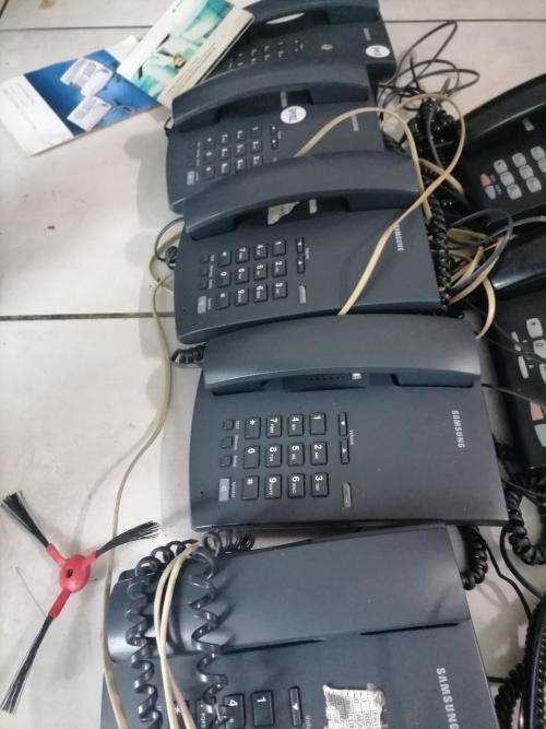 *CALL CENTRE BUSINESS PHONE COMPLETE SET UP*ERICSSON BUSINESS PHONE SYSTEM WITH 9 PHONES*