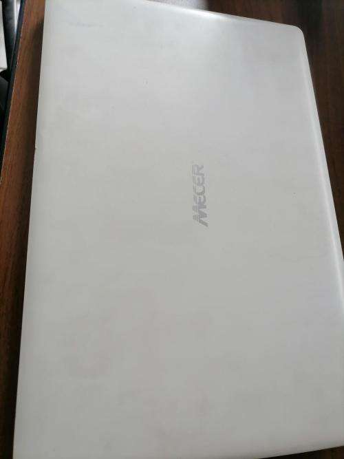*WOW R30 FREIGHT*MECER Z140C LAPTOP*NO CHARGER NOT TESTED*STILL GOT PLASTIC ON SCREEN*