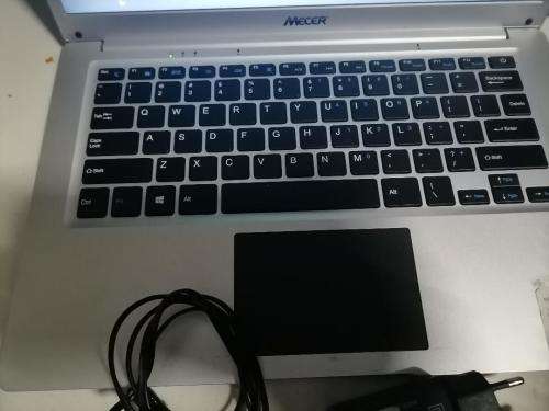 *WOW R30 FREIGHT*MECER EXPRESSION Z140C LAPTOP*32GB SSD, 2GB RAM, W10 *WORKING**