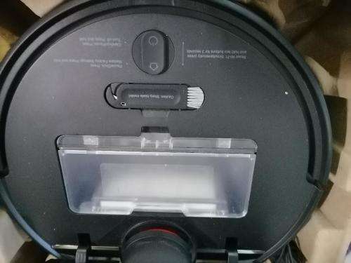 *WOW R30 FREIGHT*LIKE NEW XIOMI MI ROBOT VAC/ MOP PRO IN BOX WITH DOC STATION*R8300 IN STORE**