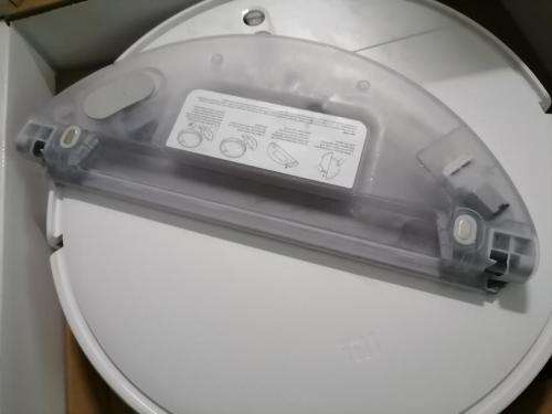 *FLASH FRIDAY DEAL*R30 FREIGHT* XIOMI MI MOP 2 SMART ROBOT VAC/MOP(LIGHTS FLASHING)*R6000 IN STORE