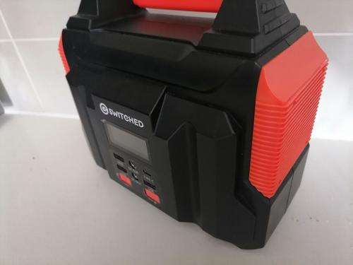 *ONLY ONE AVALIABLE*R30 FREIGHT*AWESOME UNIT*NEW SWITCHED 300W PORTABLE POWER STATION*R4300 RETAIL**