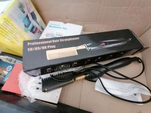 *FLASH FRIDAY DEALS*R30 FREIGHT**BULK LOT OF  UNTESTED ELECTRONICS*ONE BID FOR THE LOT*