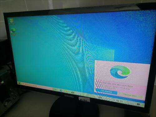 *FLASH FRIDAY DEALS*R30 FREIGHT*SAMSUNG S22F350 22` FHD SCREEN*WORKING/SCREEN FUZZY**