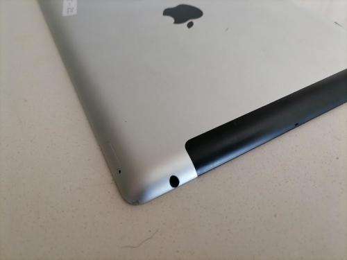 *LIQUIDATION ITEM*R30 FREIGHT* APPLE IPAD 3 1430 3G/WIFI 10` TABLET WITH CHARGER***