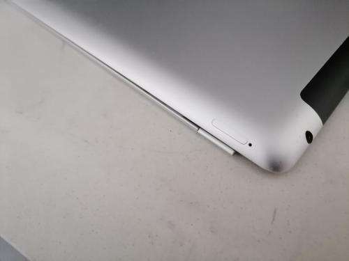 *MIDWEEK NO RESERVE DEALS*R30 FREIGHT*APPLE IPAD 4TH GEN 1460 3G/WIFI 10` TABLET WITH CHARGER**