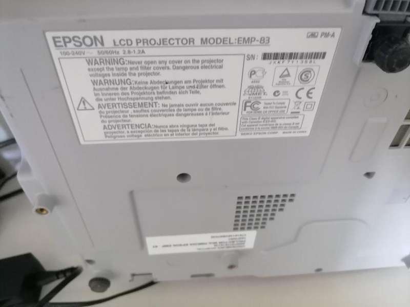 **MONTH END MADNESS**EPSON EMP 83 LCD PROJECTOR*TOP QUALITY, WORKING 100%**