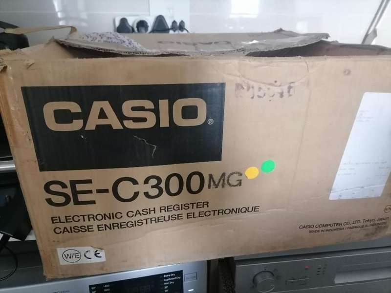 *HOTEL CLOSURE**R30 FREIGHT*COMMERCIAL CASIO SE-C300 CASH REGISTER IN BOX*WORKING**