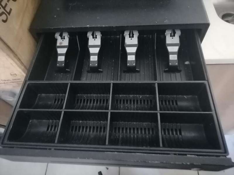 *HOTEL CLOSURE**R30 FREIGHT*COMMERCIAL CASIO SE-C300 CASH REGISTER IN BOX*WORKING**