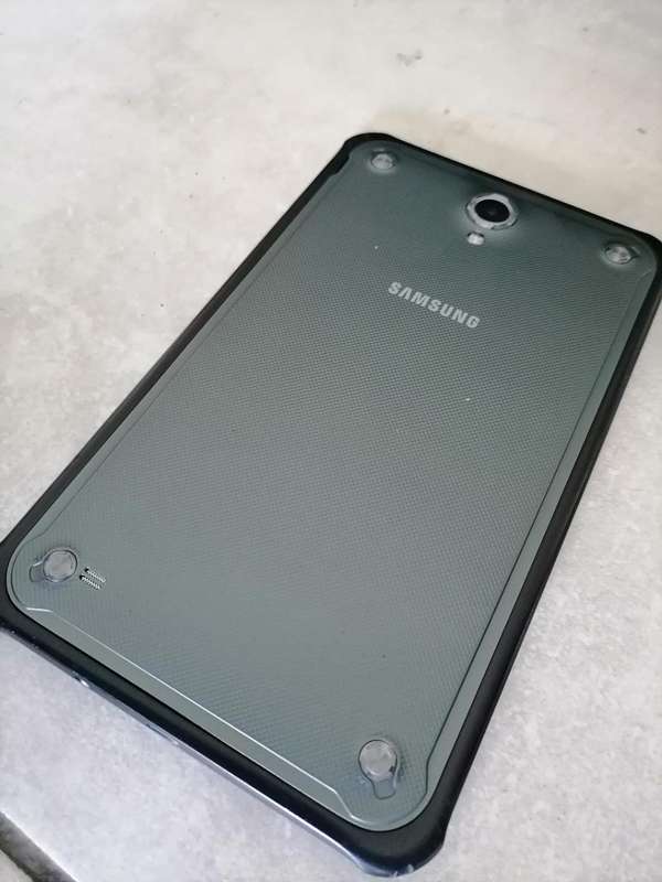 *CHRISTMAS DEALS*R30 FREIGHT*SAMSUNG ACTIVE TABLET WATER/DUST RESISTANT ,DURABLE*