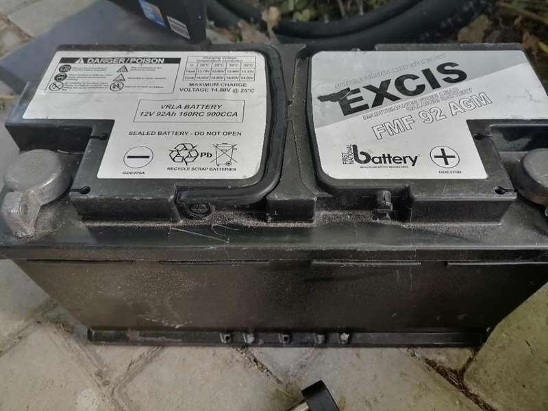 *YEAR END CLEARANCE*R30 FREIGHT*EXCIS FMF 92AH AGM BATTERY*SHOWS VOLTAGE*LIFE UNKNOWN**
