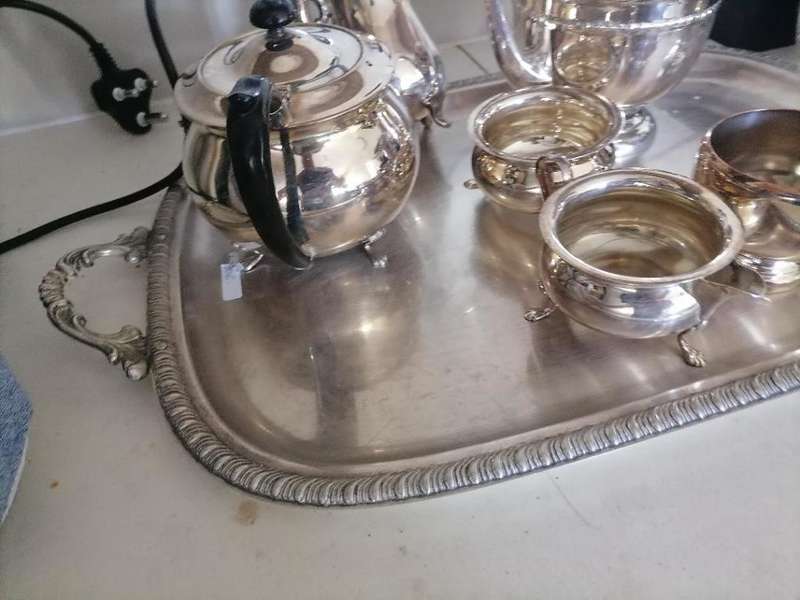****POSSIBLE VALUABLE****SILVER?TEA SET WITH TRAY****VALUE UNKNOWN*R30 FREIGHT*
