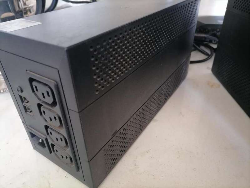 *LIQUIDATION ITEM*R30 FREIGHT*EATON 5E 650VA UPS*POWERS ON*BATTERY LIFE UNKNOWN**