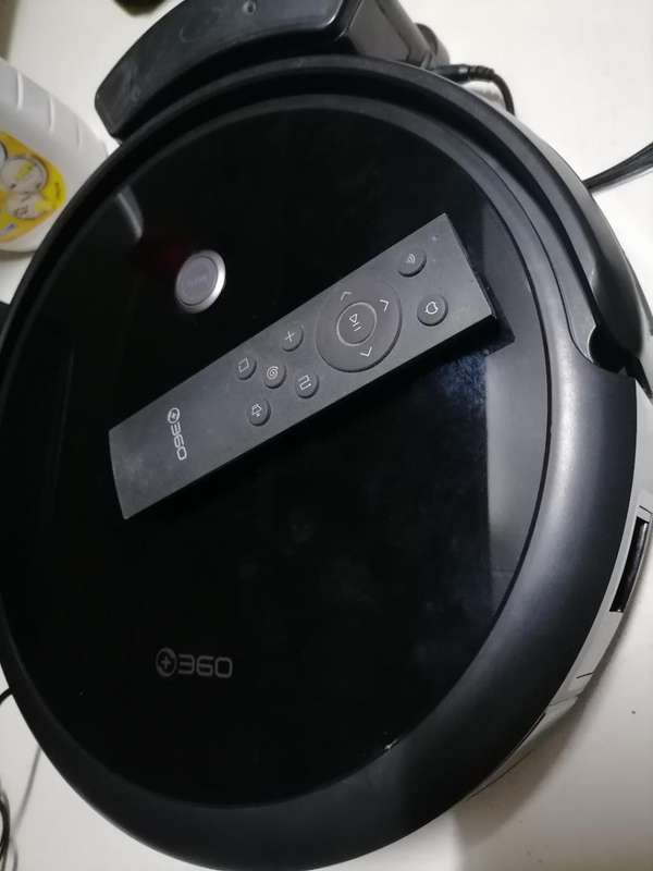 *GRAB THIS DEAL*R30 FREIGHT* 360 ROBOT VACUUM/MOP C50 WITH REMOTE(NO POWER)*R3000 RETAIL