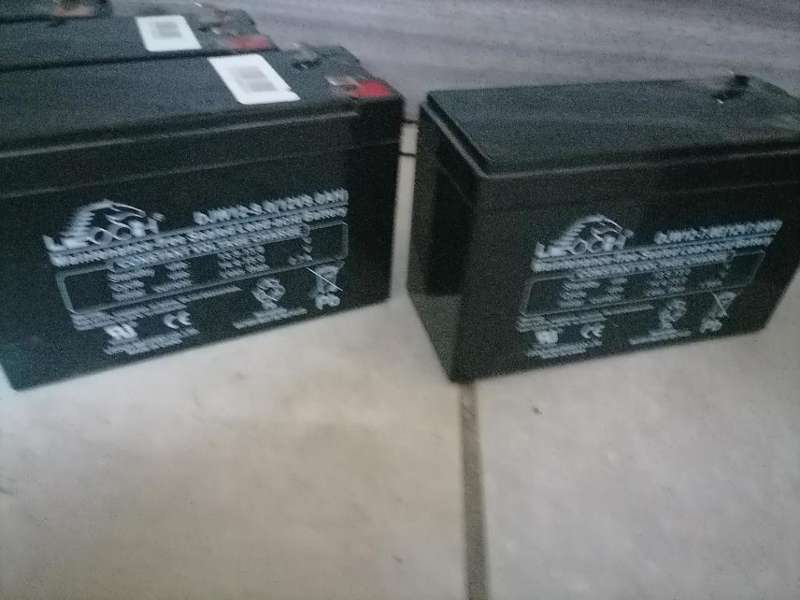 *GRAB THIS DEAL*R30 FREIGHT*LOT OF 6 BATTERIES*ONE BID FOR ALL 6*UNTESTED**