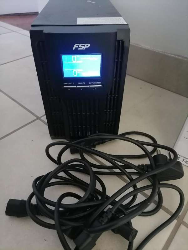 *MONTH END DEAL*R30 FREIGHT*FSP CHAMP 2000VA 1800W UPS WITH POWERS CORDS*R5700 ON BOBSHOP**
