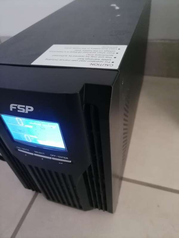 *MONTH END DEAL*R30 FREIGHT*FSP CHAMP 2000VA 1800W UPS WITH POWERS CORDS*R5700 ON BOBSHOP**