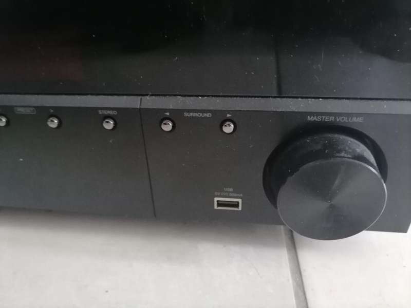 **EASTER SPECIAL*SHERWOOD R-607 AMPLIFIER PLUS 6 YAMAHA SPEAKERS AND REMOTE*WORKING**