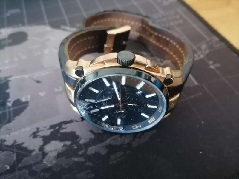 **EASTER SPECIAL**R30 FREIGHT*JACQUES LEMANS PIERRE PETIT WATCH*CRACKED GLASS*WAS R8000 NEW**