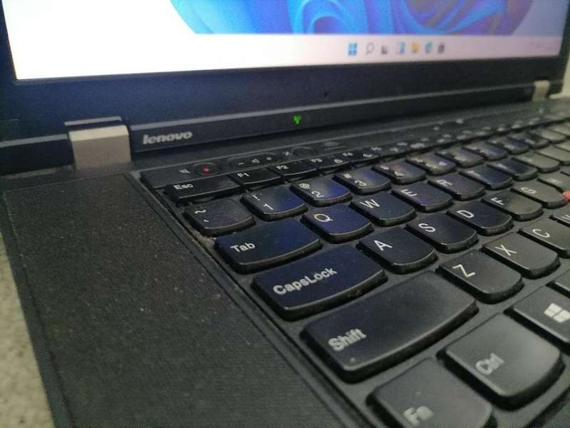 I7 3RD GEN LENOVO THINKPAD T530, 1TB HDD,8GB RAM,CHARGER