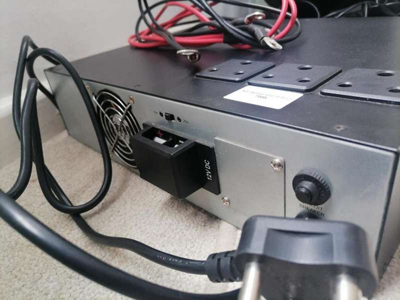 MECER 1200VA 12V INVERTER*UNTESTED,