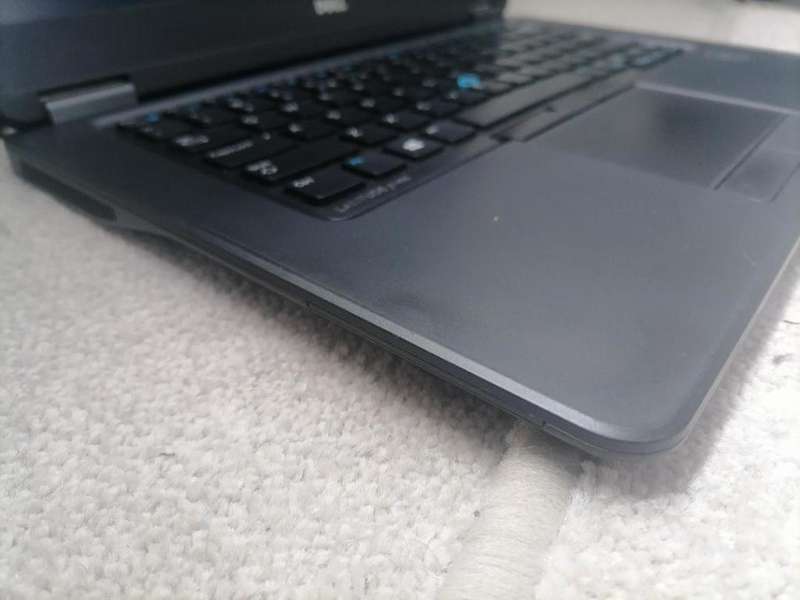 **EASTER SPECIAL* DELL LATITUDE I5 5TH GEN,500GB SSD, 8GB RAM, ORIGINAL CHARGER,BATTERY 100%**