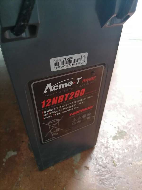 NARADA ACME-T 12V 200AH INVERTER/UPS BATTER*HAS POWER