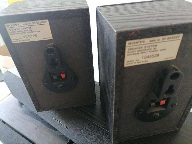 SONY DH500 FULL SURROUND SOUND SYSTEM WITH REMOTE/AMP,POWERED SUB