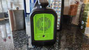 GIZZU 155W POWER STATION IN BOX WITH ACCESSORIES