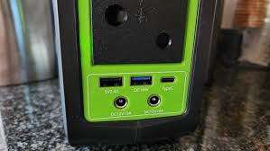 GIZZU 155W POWER STATION IN BOX WITH ACCESSORIES
