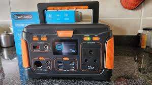 SWITCHED 300W SOLAR POWER STATION