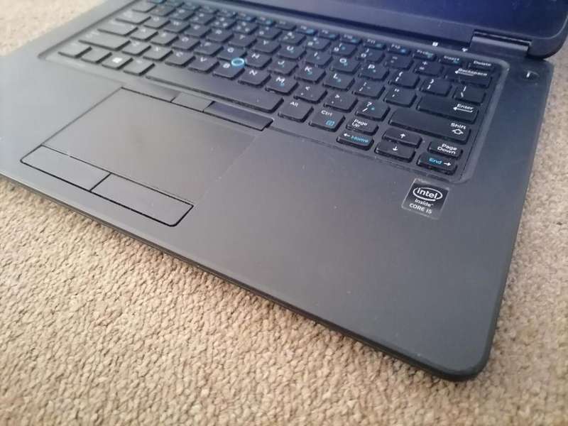 i5 DELL LATITUDE E7450 5TH GEN,4GB RAM,500GB HDD,BACKLIT KEYBOARD,BATTERY 100%,ORIGINAL CHARGER