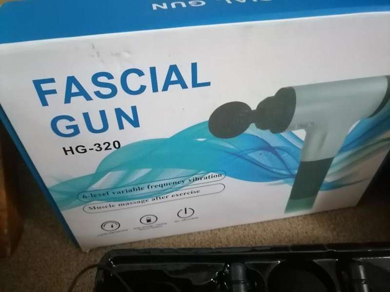 BULK LOT OF UNTESTED ITEMS. ENZO HAIR IRON, FACIAL MASSAGER,IRONING MACHINE,ONE BID FOR THE LOT