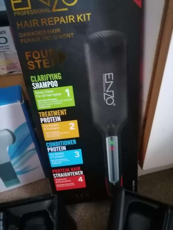 BULK LOT OF UNTESTED ITEMS. ENZO HAIR IRON, FACIAL MASSAGER,IRONING MACHINE,ONE BID FOR THE LOT